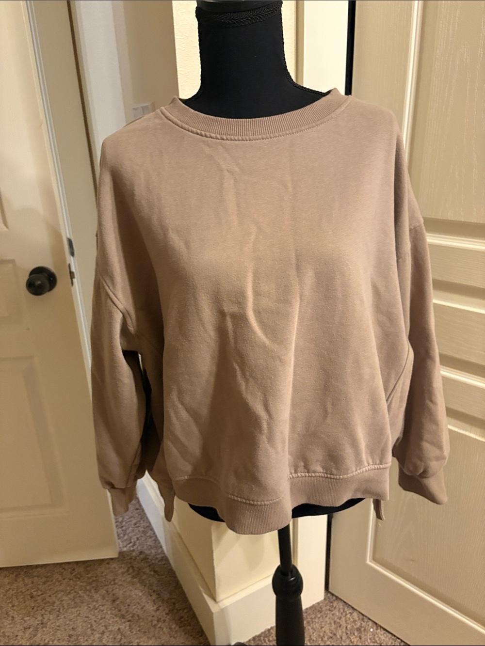 RISEN Relaxed Crewneck Sweatshirt and Sweatpants in Taupe